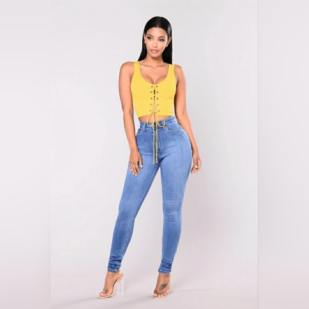 FashionNova Precious Fit High Waisted Jeans size 14/16